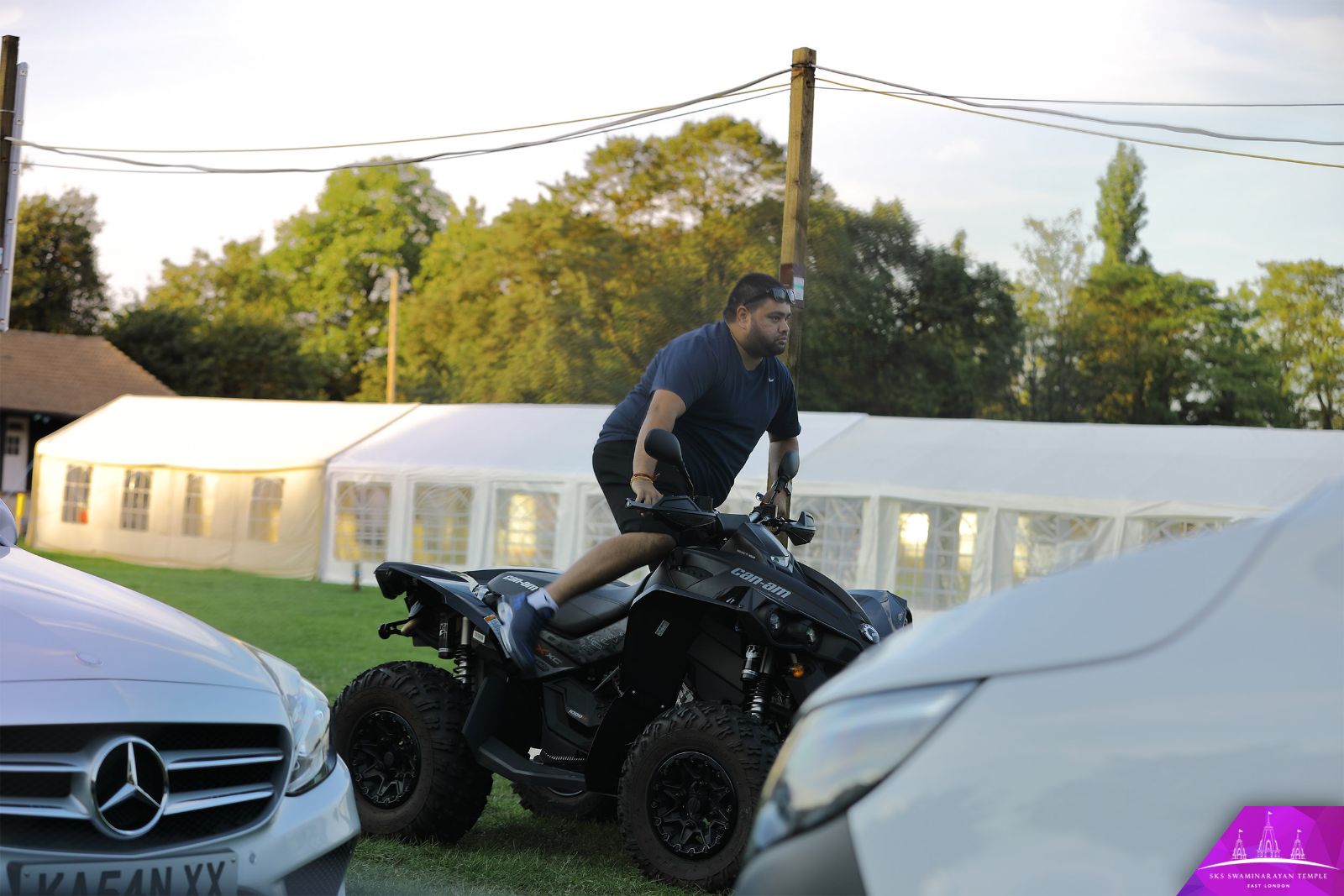 ©1987-2017 SKS Swaminarayan Temple East London